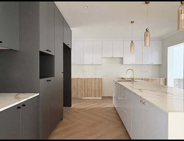 4 BEDROOM HOUSE FOR SALE IN SANDOWN